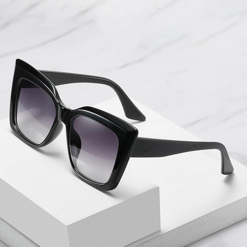 Elegante moderne Damensonnenbrille